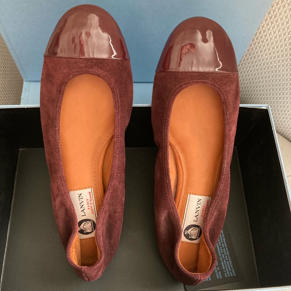 LANVIN | NIB Suede and Patent Cap Toe Luxury Ballerina Flat Burgundy 8US EU39